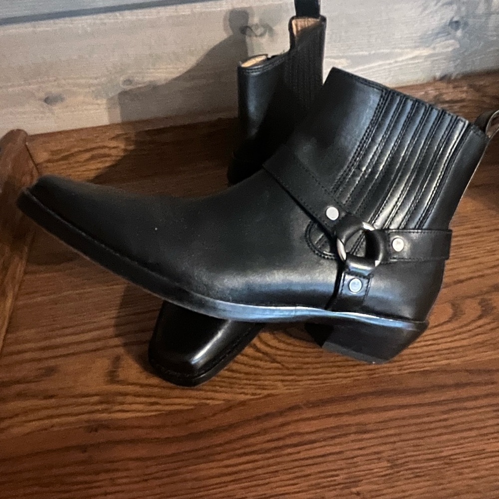 Madewell Black Leather Boots